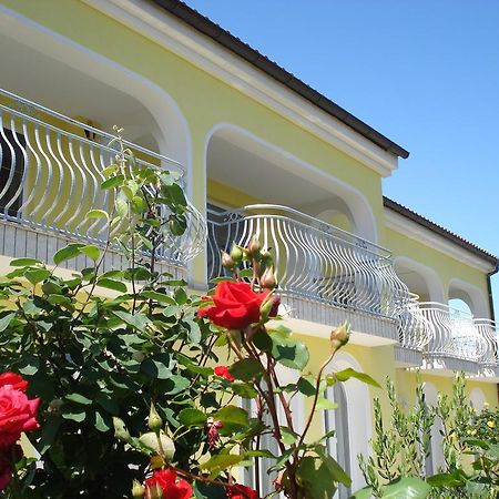 Ana Rooms Krk Town Bagian luar foto