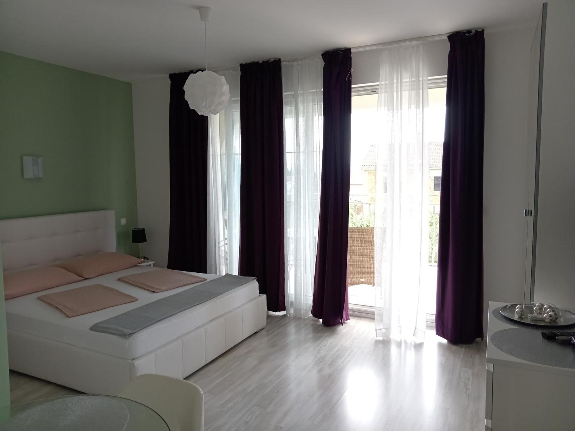 Ana Rooms Krk Town Bagian luar foto