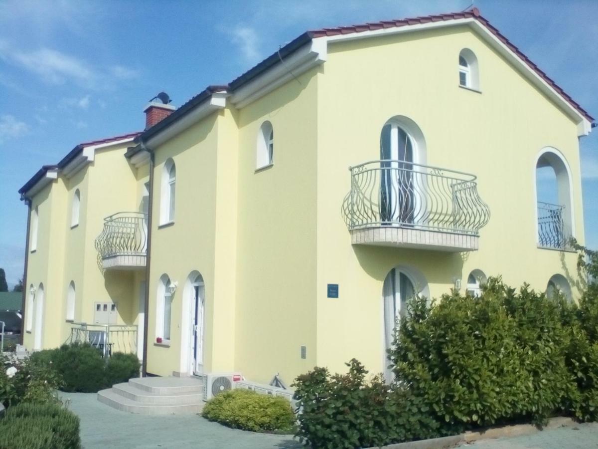 Ana Rooms Krk Town Bagian luar foto