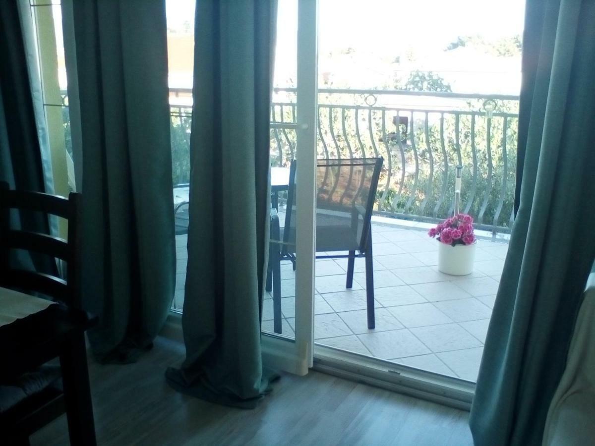 Ana Rooms Krk Town Bagian luar foto